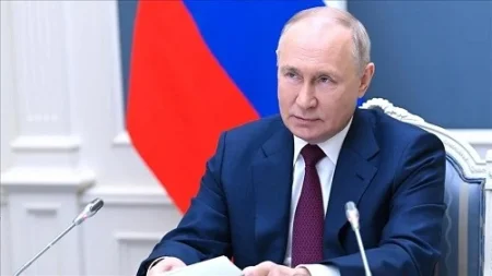 Putin: "İŞİD həyata keçirdiyi terror aktını kimin sifariş etdiyini bilmək istəyirik"