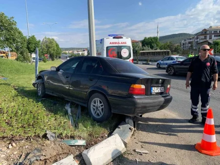 Yol qəzası: 2 nəfər yaralandı