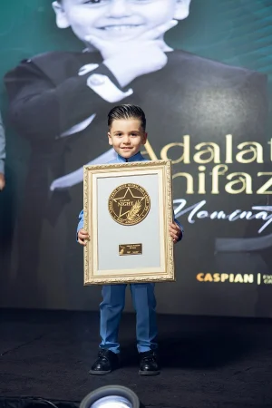 Kids model mükafa layiq görülüb-FOTO