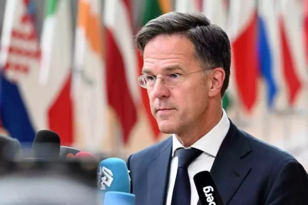 Mark Rutte NATO-da vahid namizəd oldu