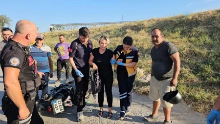 Polisdən qaçan motosiklet qəza törətdi:2 yaralı