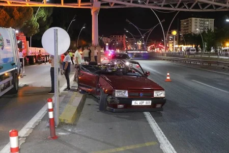 Minik avtomobili TIR-ın qoşqusuna çırpıldı: 1ölü, 1 yaralı