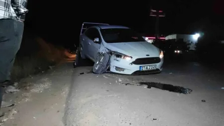 Minik avtomobili və polis motosikleti toqquşdu: 2 yaralı